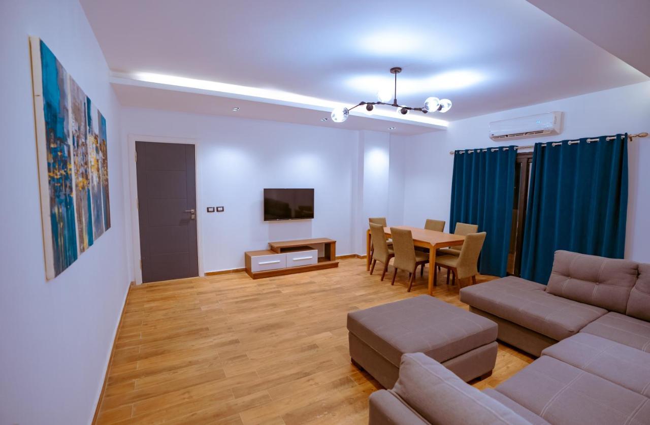 Travelholic Residence New Kairo Eksteriør billede